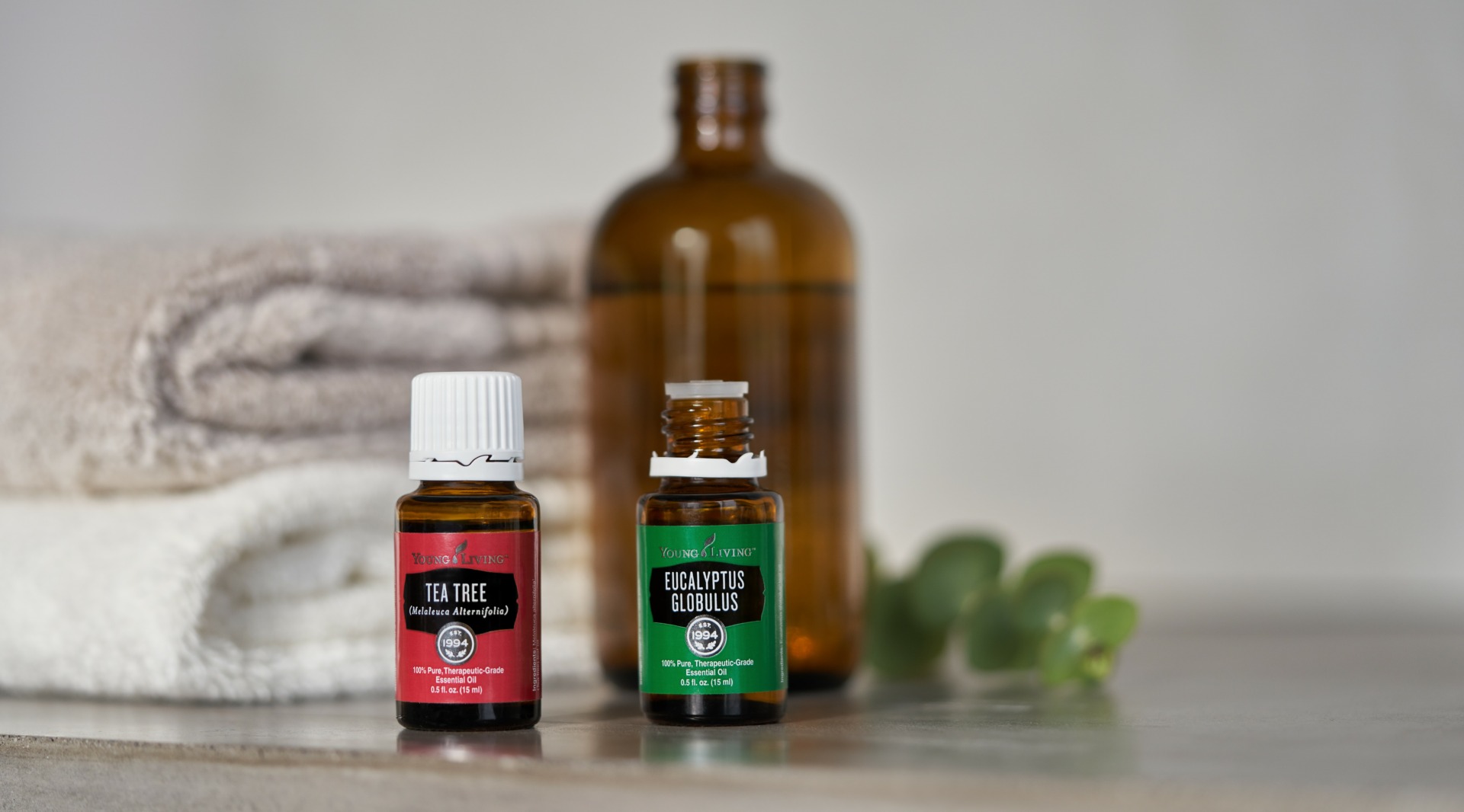 Tea Tree and Eucalyptus Globulus essential oils in the bathroom